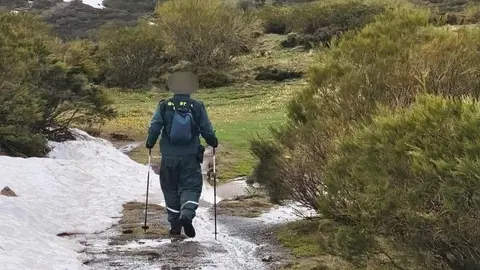 Efectivos de la Guardia Civil durante las labores de búsqueda y rescate.