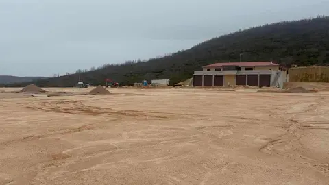 Izquierda Unida ha denunciado el “retraso inaceptable” en la puesta en marcha de la base de helicópteros contra incendios proyectada en Oterico, en la provincia de León.