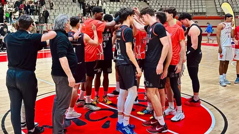 La Cultural de Baloncesto golpea en Gijón y firma una victoria sólida que precipita el descenso local (73-85)