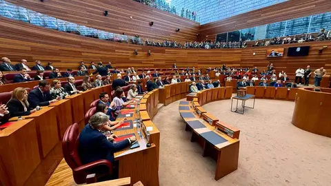 Sesión constitutiva de las Cortes de Castilla y León de la XII Legislatura. Foto: Leticia Pérez