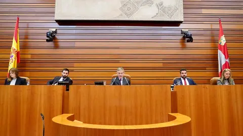 Sesión constitutiva de las Cortes de Castilla y León de la XII Legislatura. Foto: Leticia Pérez