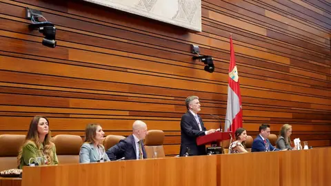 Sesión constitutiva de las Cortes de Castilla y León de la XII Legislatura. Foto: Leticia Pérez
