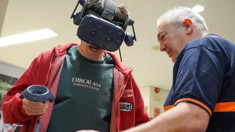 Acto de inauguración de la V Expo Leóni4 ‘Digital & Tech Forum’, en el que participan la rectora de la Universidad de León, Nuria González, el presidente de la Federación Leonesa de Empresarios, Juan María Vallejo, el director de la Escuela de Ingenierías, Joaquín Barreiro, y el presidente de Leóni4, Óscar Rodriguez Ordás, entre otros. Foto: Campillo.