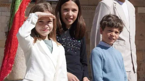 La Asociación de Amigos de los Decreta celebra la décima lectura pública del texto de los Decreta del año 1188 del rey Alfonso IX. Foto: Campillo.