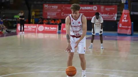 La Cultural y Deportiva Leonesa de baloncesto cayó derrotada en casa ante el Reina Proteínas Clavijo (88-91) en un encuentro muy equilibrado que se decidió en los últimos minutos tras un tercer cuarto clave para los visitantes. Foto: Isaac Llamazares