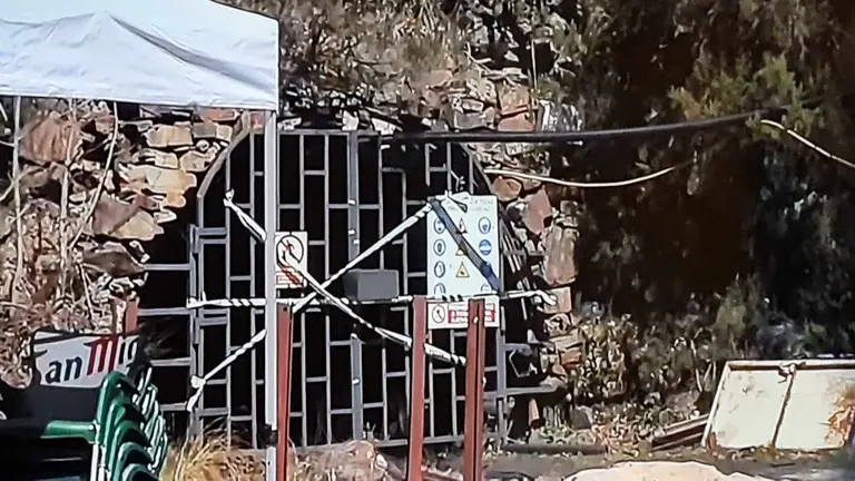 Imagen de la explotación, una vez precintada.