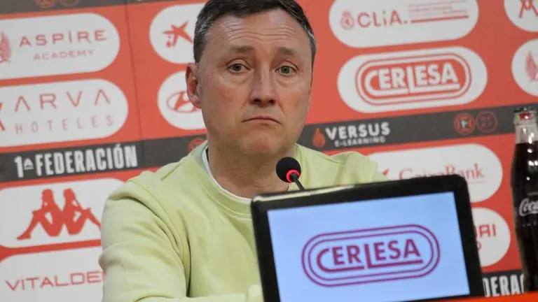 Raúl Llona, durante la rueda de prensa de este viernes.