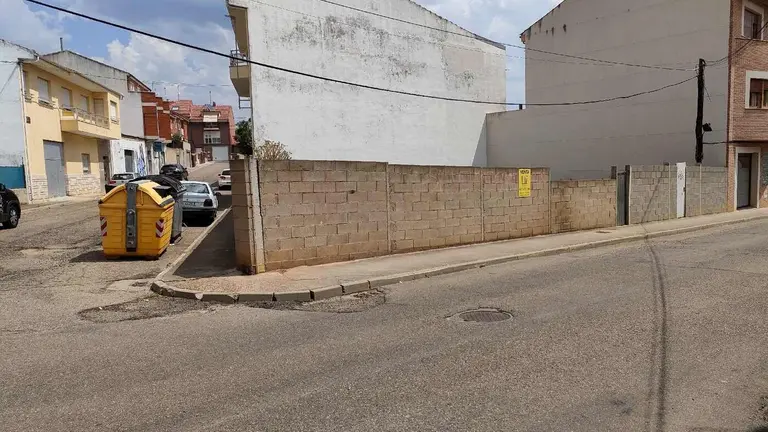 El cierre de Azucarera amenaza un desierto económico para La Bañeza.