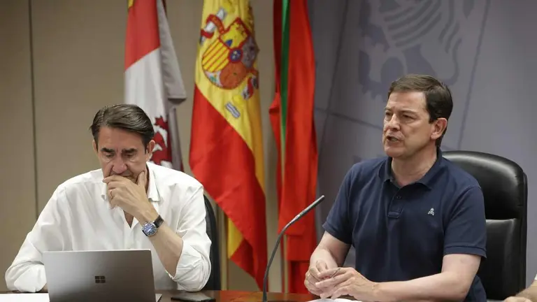 El presidente de la Junta, Alfonso Fernández Mañueco durante la rueda de prensa en Zamora.