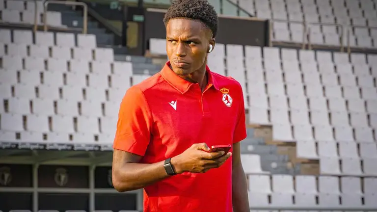 Diallo, en El Plantío; su expulsión fue clave a los 40 segundos de partido.