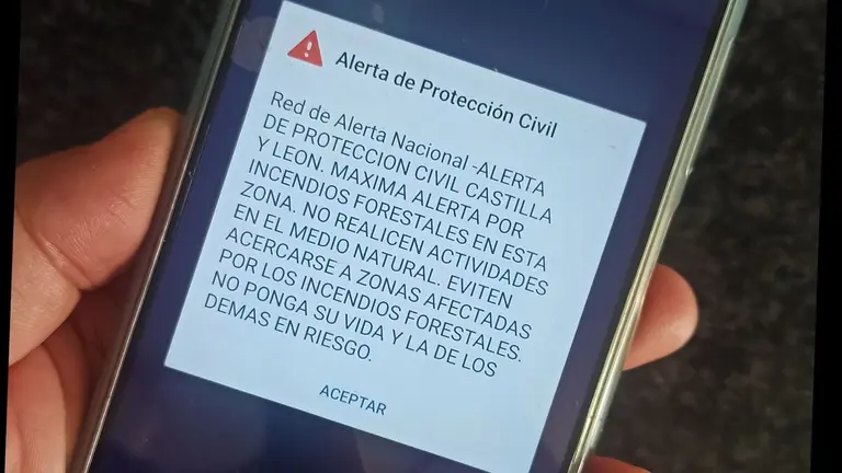 Alerta de Protección Civil de Castilla y León enviada a móviles por el peligro de incendios