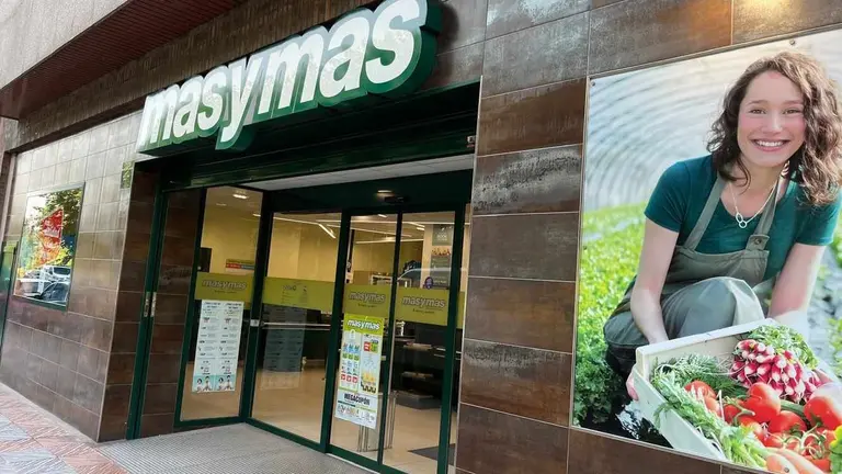 Imagen del supermercado masymas del Paseo de Salamanca, este sábado en León capital.