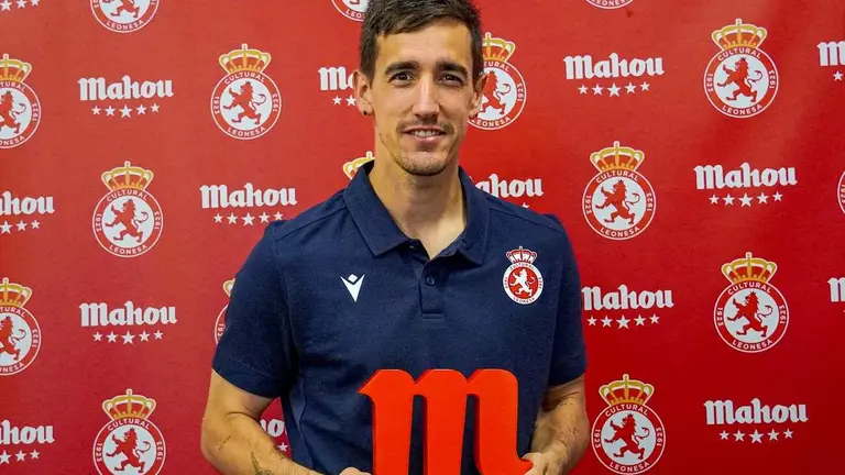 Badia, en el momento de recibir su premio.