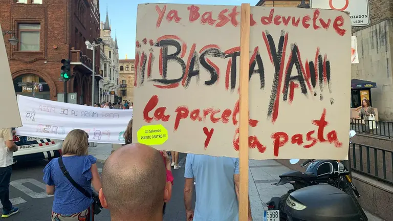 Imagen de una de las manifestaciones en contra del proyecto de biomasa en León capital.