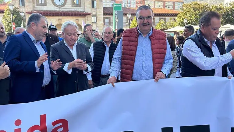 Roberto Aller en Oviedo por la upl