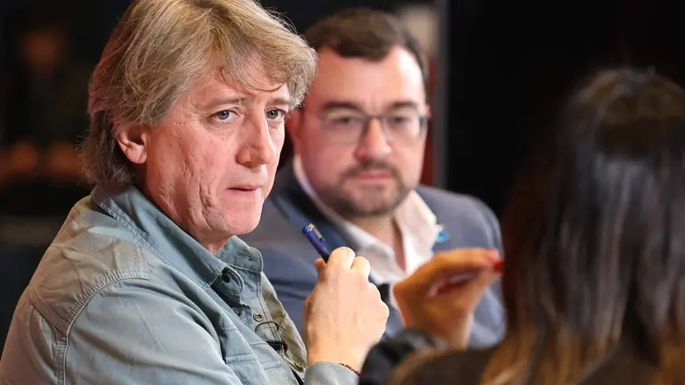 Diálogo ‘La importancia de Europa para Castilla y León. La cohesión territorial para ganar el futuro’, en la que participan, el presidente del Principado de Asturias, Adrián Barbón; el portavoz del Grupo Parlamentario Socialista en el Congreso de los Diputados, Patxi López; el secretario general del PSOE en Castilla y León, Carlos Martínez y moderada por la vicesecretaria del PSOE en Castilla y León, Nuria Rubio. Foto: Campillo