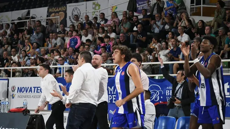 Clínica Ponferrada Segunda FEB