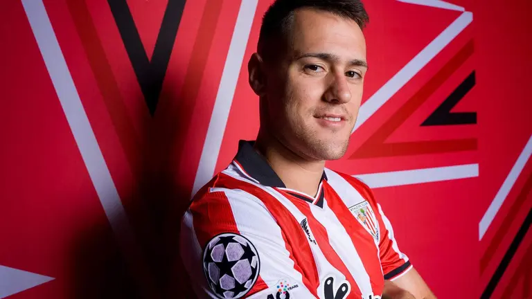 Urko revoluciona el mercado de invierno; equipos de Primera y Segunda, entre ellos la Cultural, se interesan por sus servicios.