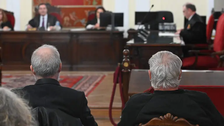 La Audiencia Provincial de León acoge el juicio por la agresión al presidente del Consejo Comarcal del Bierzo