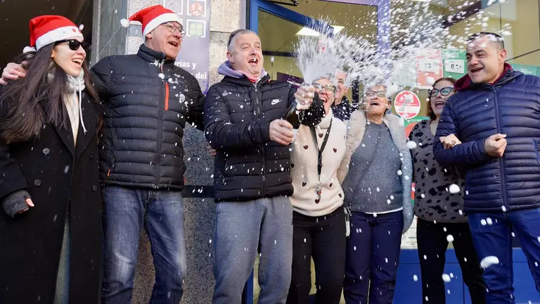 El &ldquo;Gordo&rdquo; de la Loter&iacute;a de Navidad reparte 468 millones de euros en La Ba&ntilde;eza (Le&oacute;n)