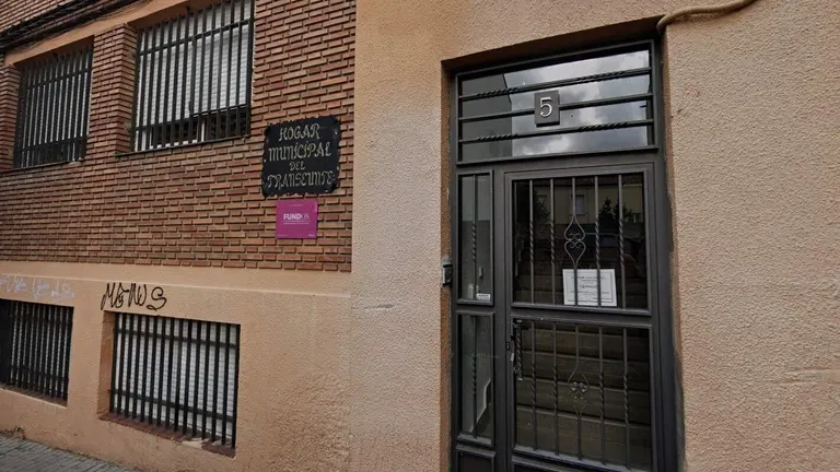 Exterior del Hogar del Transe&uacute;nte de Le&oacute;n.