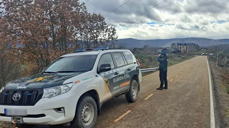Efectivos de la Guardia Civil durante un operativo.