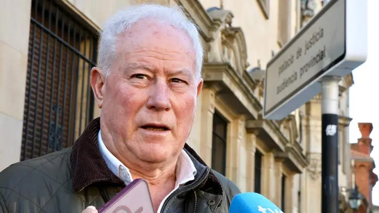 Primera sesi&oacute;n del juicio contra el exalcalde de Fabero, Demetrio Alfonso Canedo, junto a un arquitecto y un empresario, por falsedad en documento p&uacute;blico en concurso medial con delito de prevaricaci&oacute;n administrativa