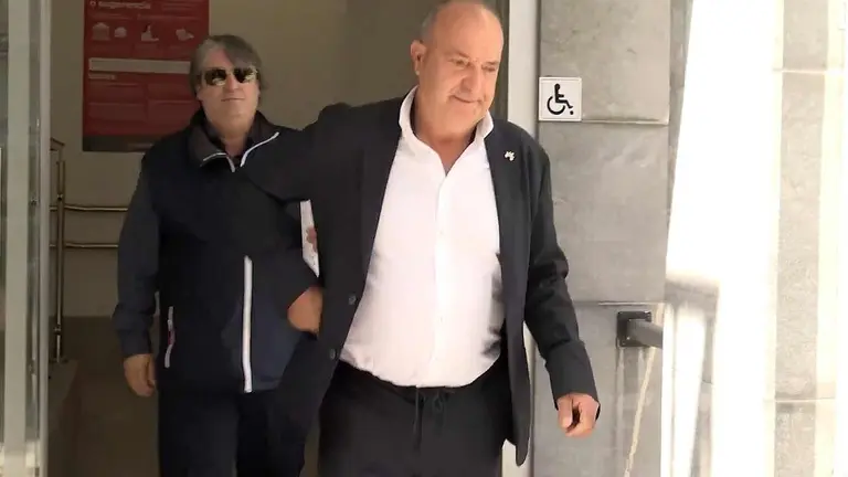 El empresario Chus Mirantes, a la salida del Juzgado.