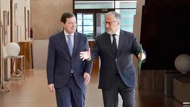 Pacto PP Vox (1)