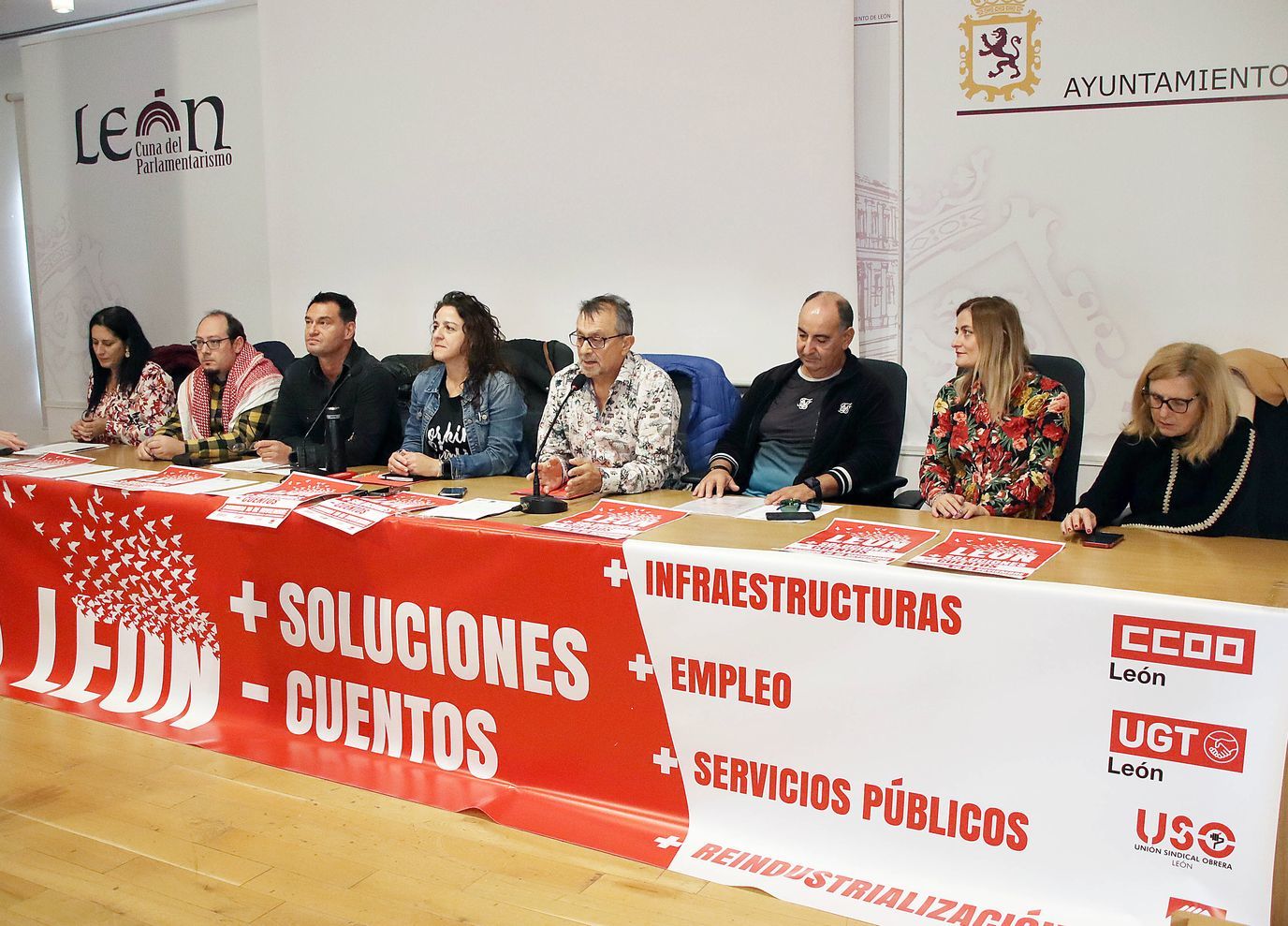 Representantes de UGT, CCOO, USO y CGT comparecen para presentar un calendario de movilizaci?n por la provincia de Le?n