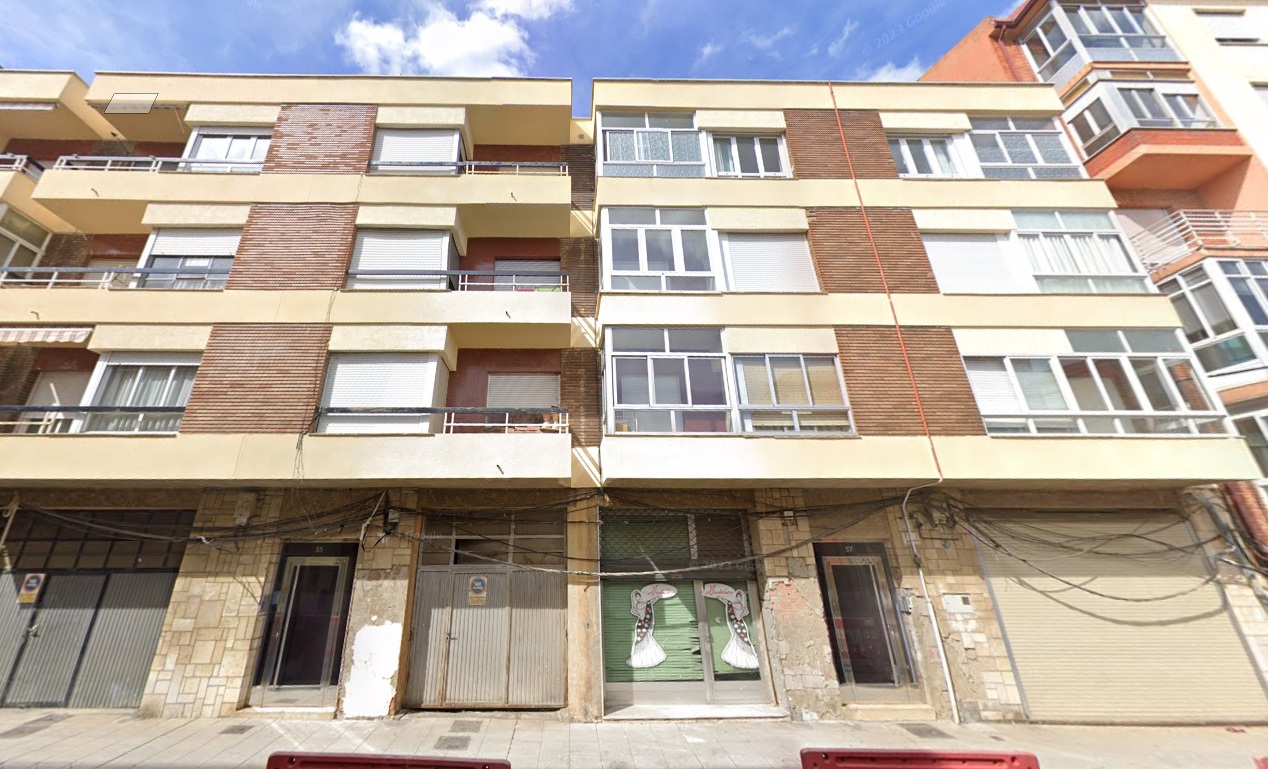 Imagen del bloque de viviendas en el que ha tenido lugar el suceso.