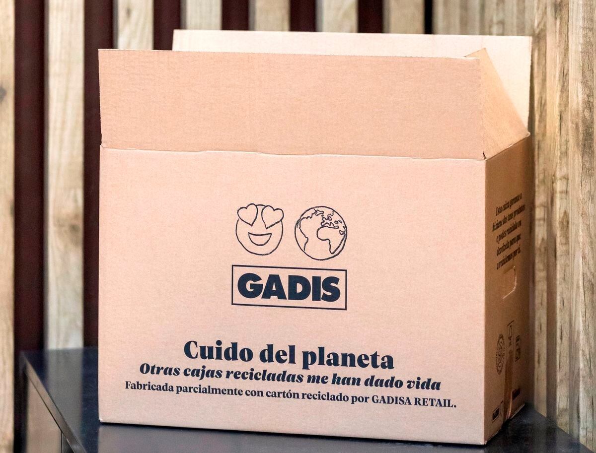 Caja reciclada de Gadis.