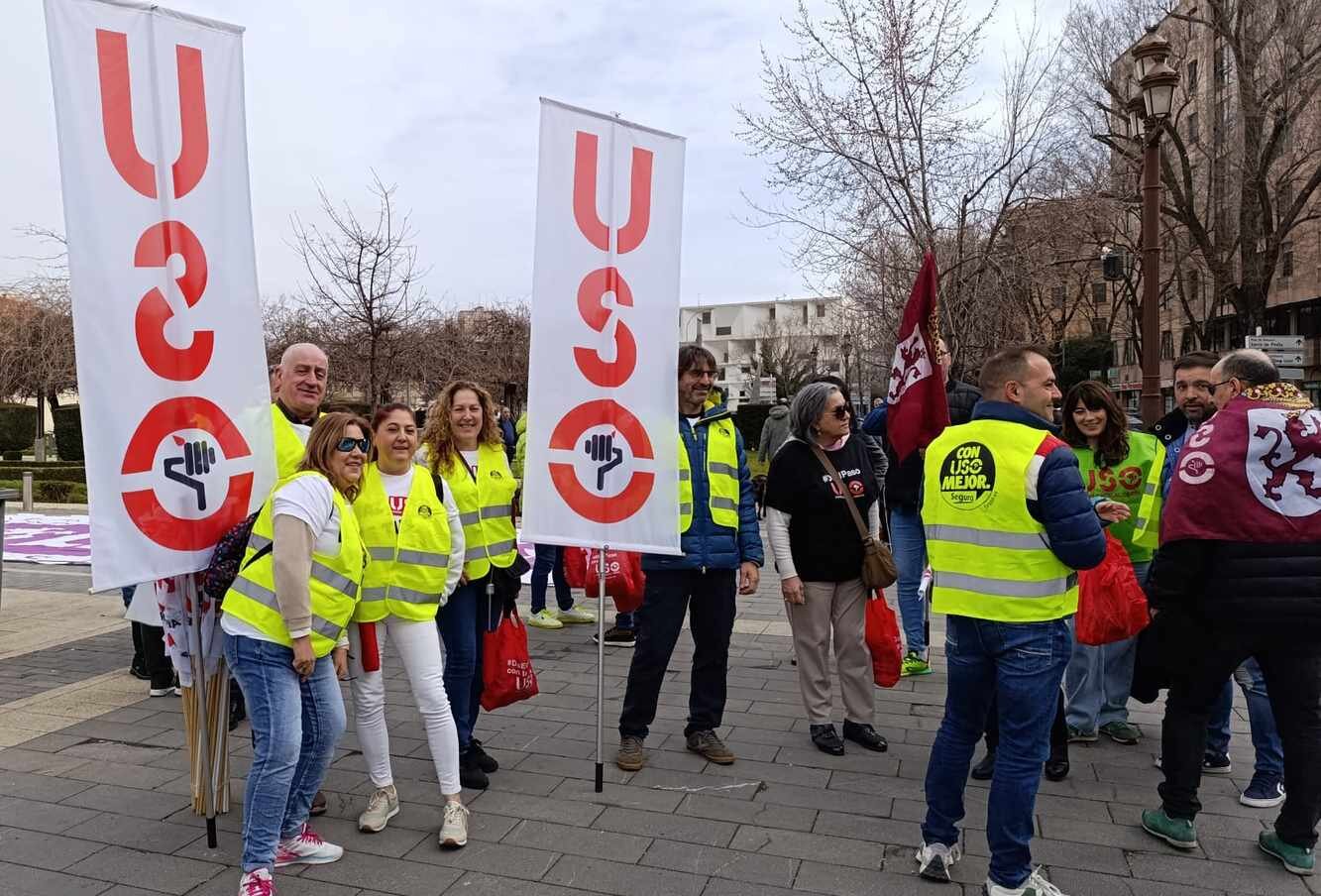 Representantes del sindicato USO durante la movilización.
