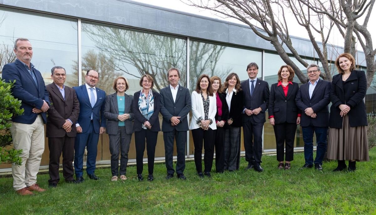 La Conferencia de Rectores y Rectoras de las Universidades Españolas (CRUE) y el Consejo de Rectores de las Universidades Portuguesas en el encuentro bilateral celebrado en Aveiro.