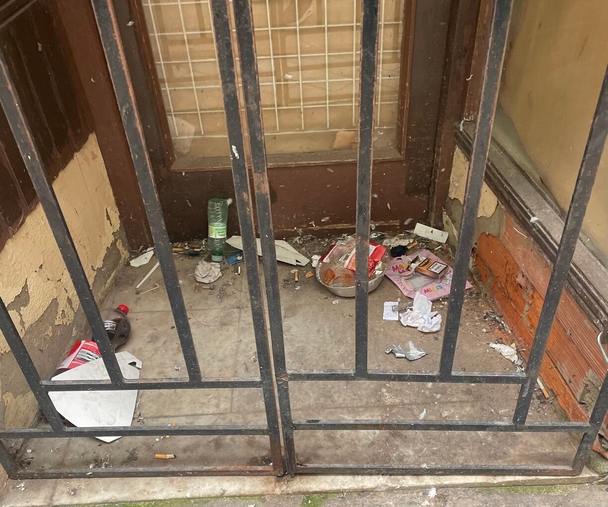 UPL insiste en reclamar más vigilancia con policía de barrio a pie en el Barrio Húmedo.