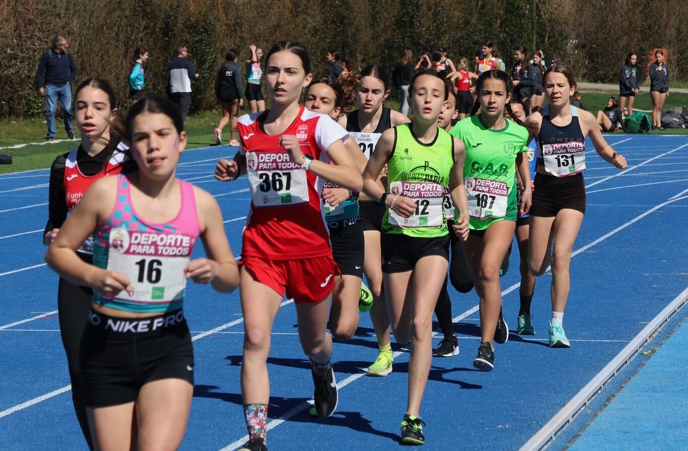 Santa María del Páramo brilla con 6 medallas en el Campeonato Provincial de atletismo.