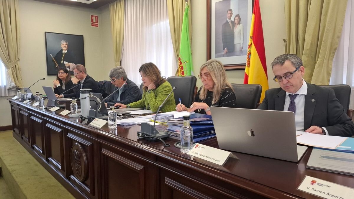 El Consejo de Gobierno de la ULE ha aprobado el calendario del nuevo curso escolar, además de convenios y acuerdos con otras universidades internacionales.2