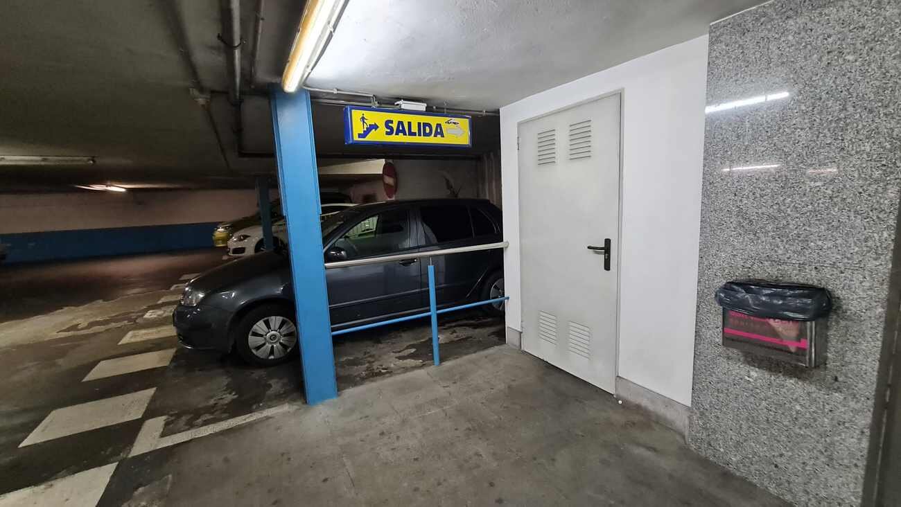 Imagen de las instalaciones interiores del aparcamiento de San Marcelo.