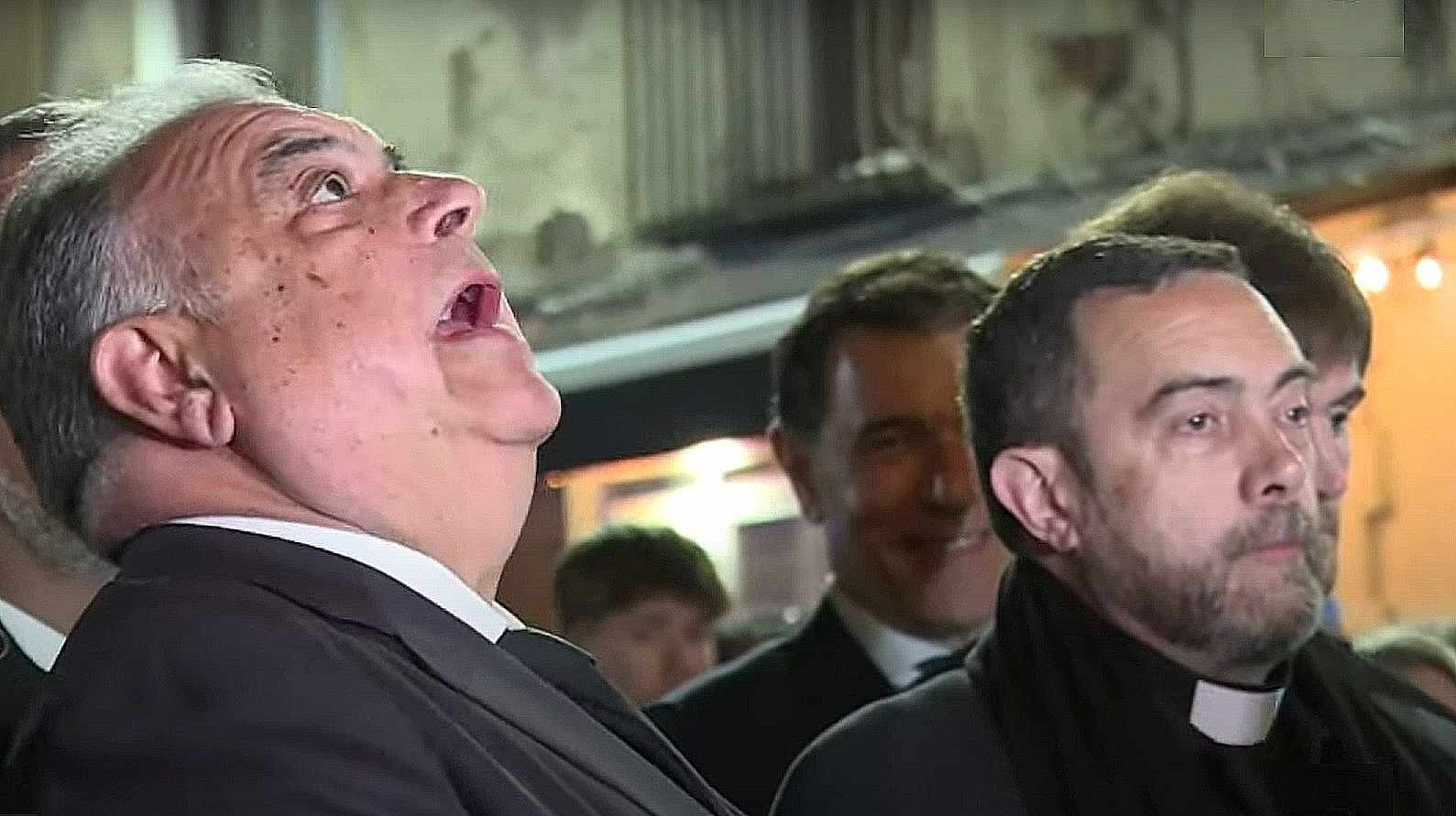 La popular Ronda no ha faltado a su cita, con la tradición y la solemnidad por bandera.