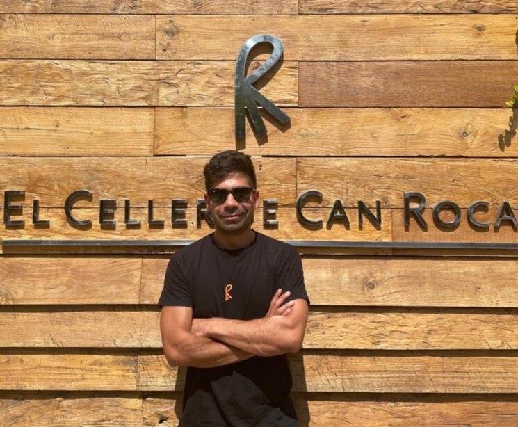 Pablo trabajó durante cuatro años en El Celler de Can Roca, restaurante del que llegó a convertirse en maître.