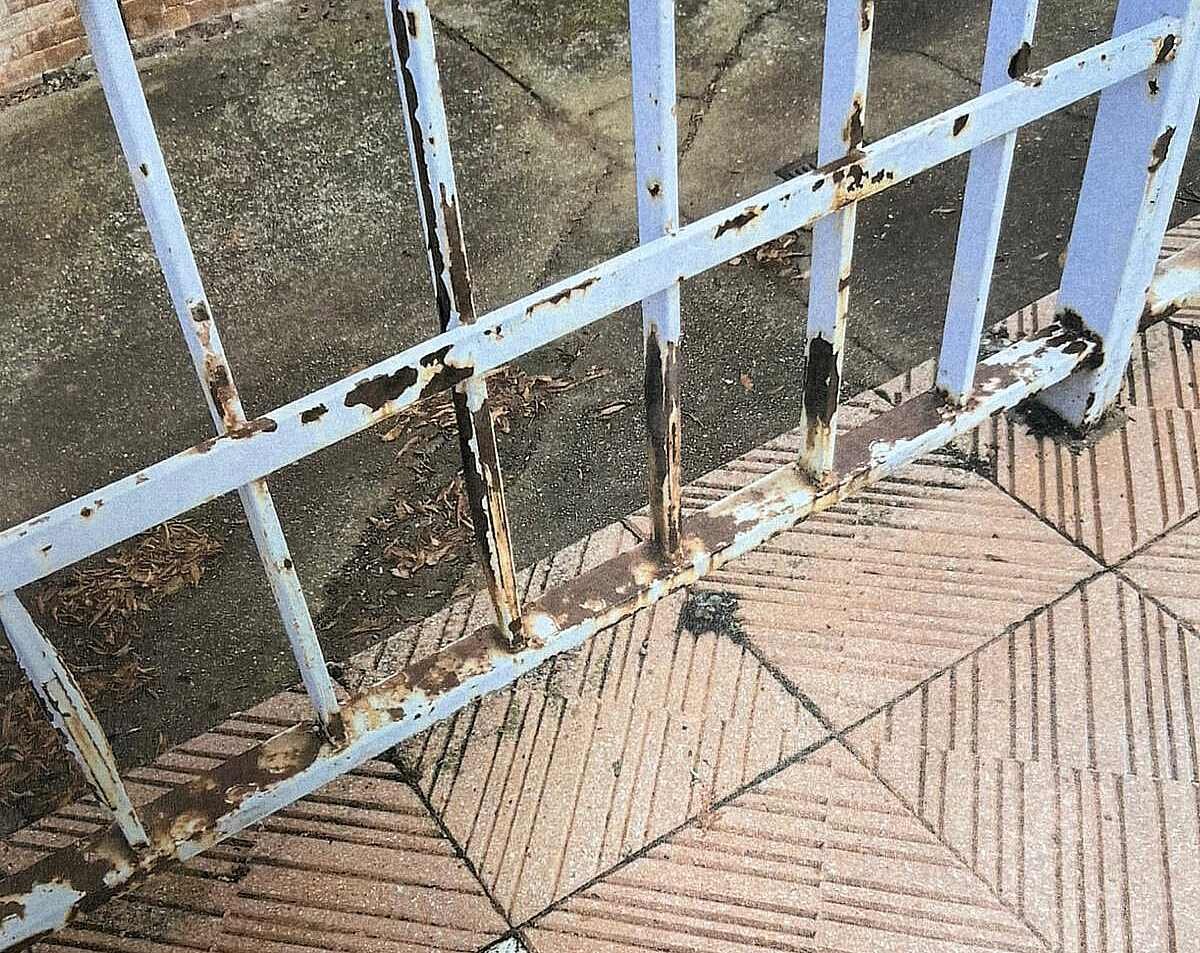 Aspecto que presentaba con anterioridad el vallado de Puente Castro.