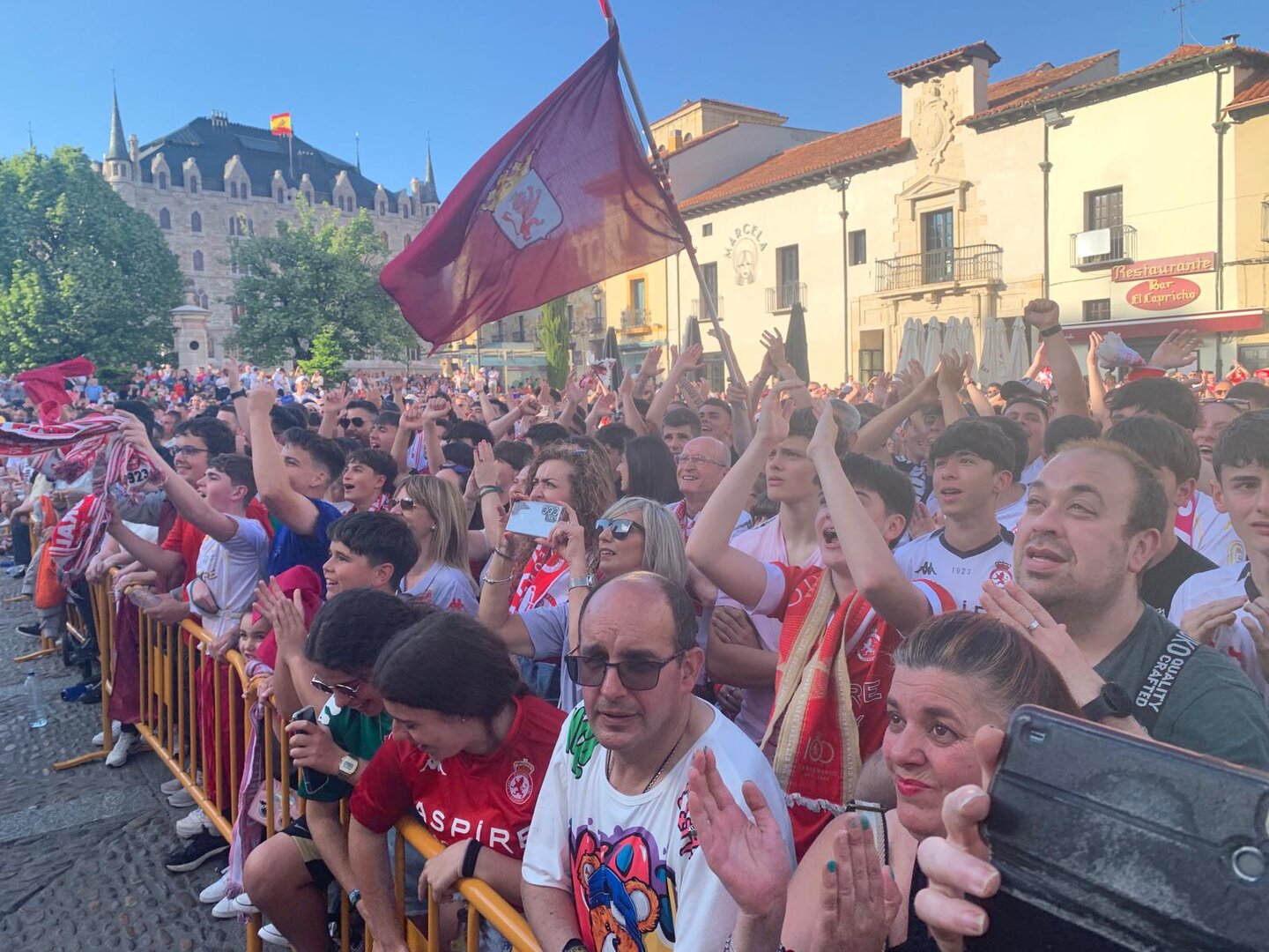 La afición, en San Marcelo.