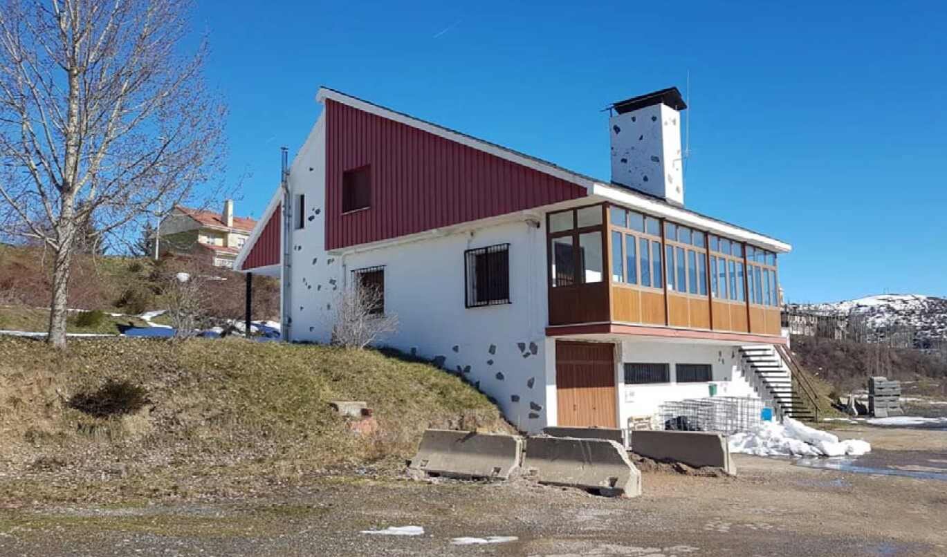 Edificio que se rehabilitará en Riaño