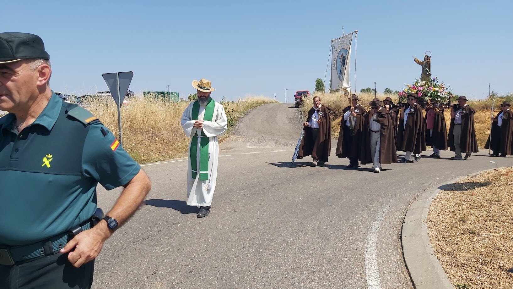 Tradicional procesión en La Sobarriba.