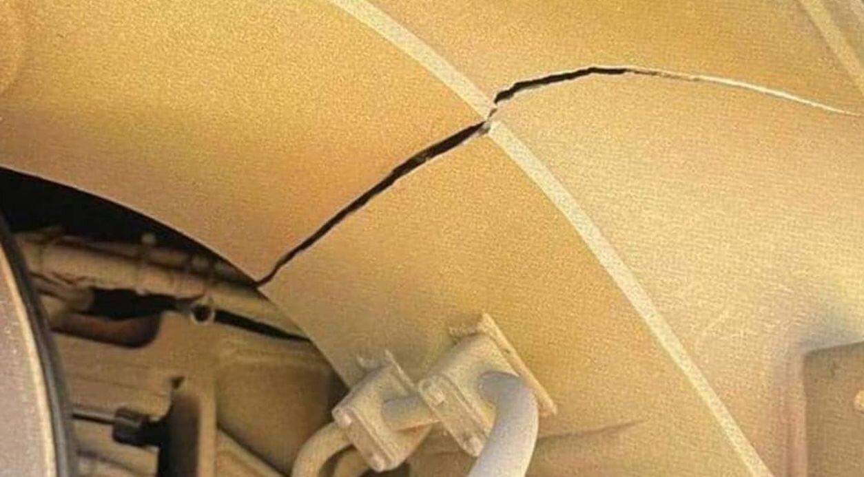 Imagen de una de las fisuras detectadas en el nuevo modelo de Renfe 1