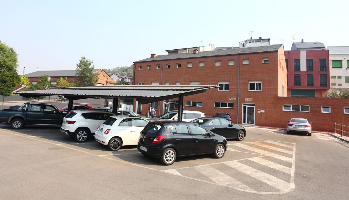 Albergue municipal del Camino de Invierno en la localidad de Puente Domingo Flores. Foto: César Hornija