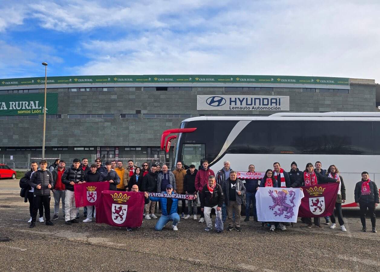 Aficionados de la Cultural desplazados para arropar al equipo.