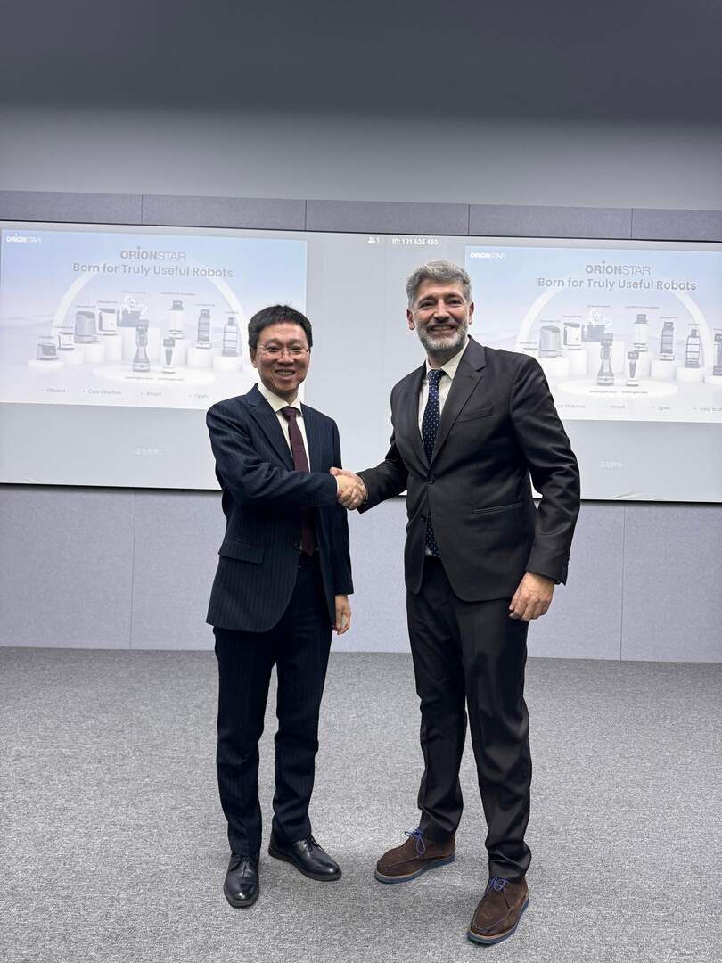 El presidente del CEL, Julio César Álvarez, durante un encuentro empresarial en China. Foto: CEL