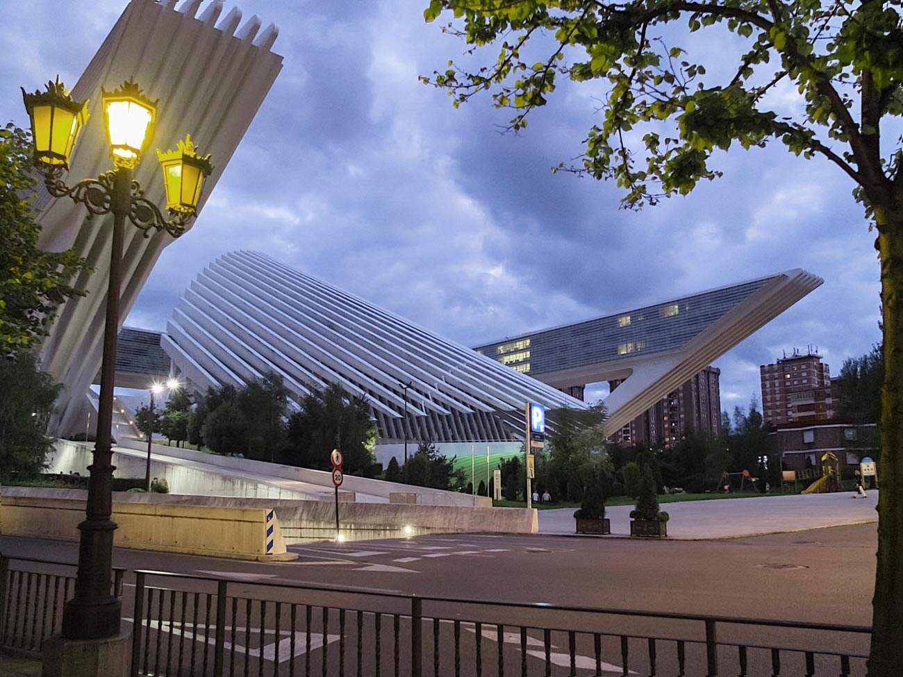 Palacio de Congresos y Exposiciones de Oviedo.