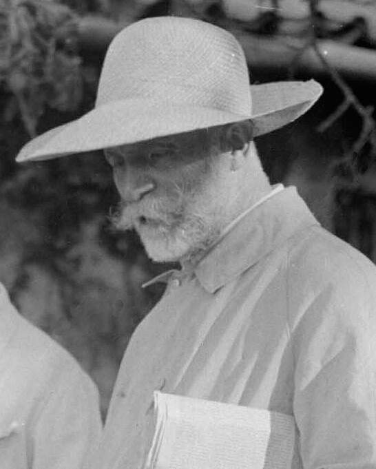 Francisco Alcántara, director de la Escuela Madrileña de la Cerámica de La Moncloa, en una imagen de archivo cedida por el Ayuntamiento de Val de San Lorenzo.